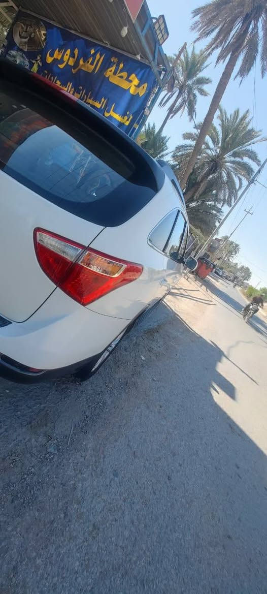 السلام عليكم ورحمة الله وبركاته
هونداي ڤيركروز موديل 2008 خليجي  سياره جديده بالكارتون 

محرك كير جدد مكفولات بدون فتح مكفولات إلك ضمان بيهن 

حداديه جديده  تخم تاير جديد 🆕             تبريد ثلج ❄️  تدفئه سياره على وضع الشركه كامله مابيها نقص ابد.     

ترايك من الشمال للجنوب وبيها قياده تخبل 

رقم سليمانيه دولي بسم واحد من اهل كربلاء تريد وكاله تريد مداور

سبعه 7️⃣ راكب تبريد مركزي ثلاث 3️⃣ قطع 

فور ويل 
     

اشاير بالمري.  مري شفط 

وبعد بيها هواي مواصفات 

السعر115 وبيها مجال بسيط 

مكانها كوفه حي ميسان 

سياره جديده وبالعافيه الي تكون من نصيبه 

للاستفسار الاتصال على الرقم التالي 
***********  اتصل وبيك خير ودلل
