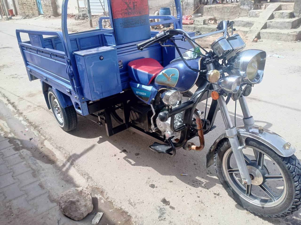 السلام عليكم ستوته للبيع موديل 23 مكينه 25 دراجه كفاله عامه باسم الوكيل مكاني ديوانيهل دراجه ما عايزه كل شي الاتصال على هذا الرقم ***********
