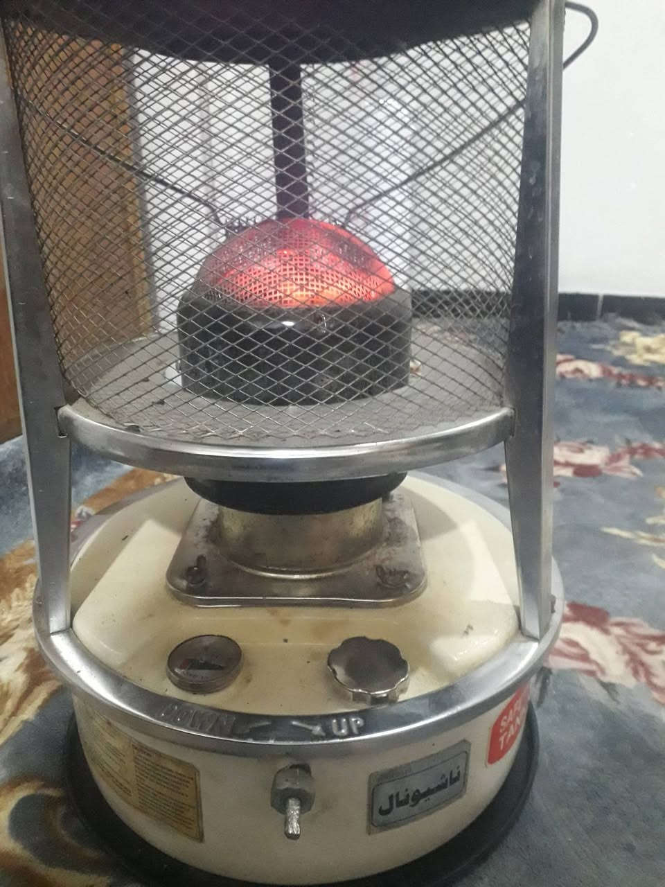 للبيع نضيفه كربلاء حي الغدير 25 الف ***********
