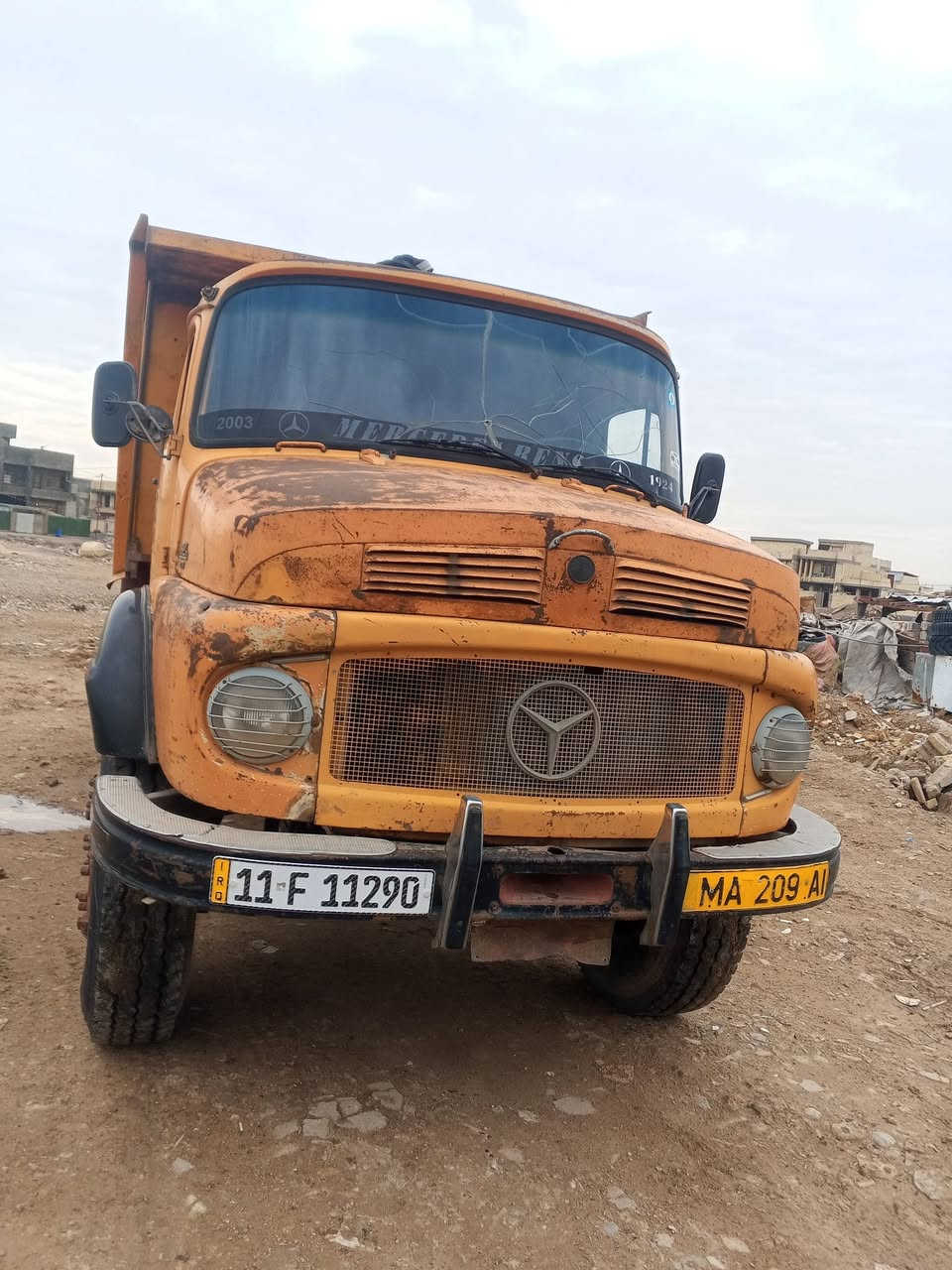 السلام عليكم
للبيع 
قجمه تك 1981 قلاب بلادي 
رقم بغداد للتواصل الاتصال على هذا الرقم 
***********
