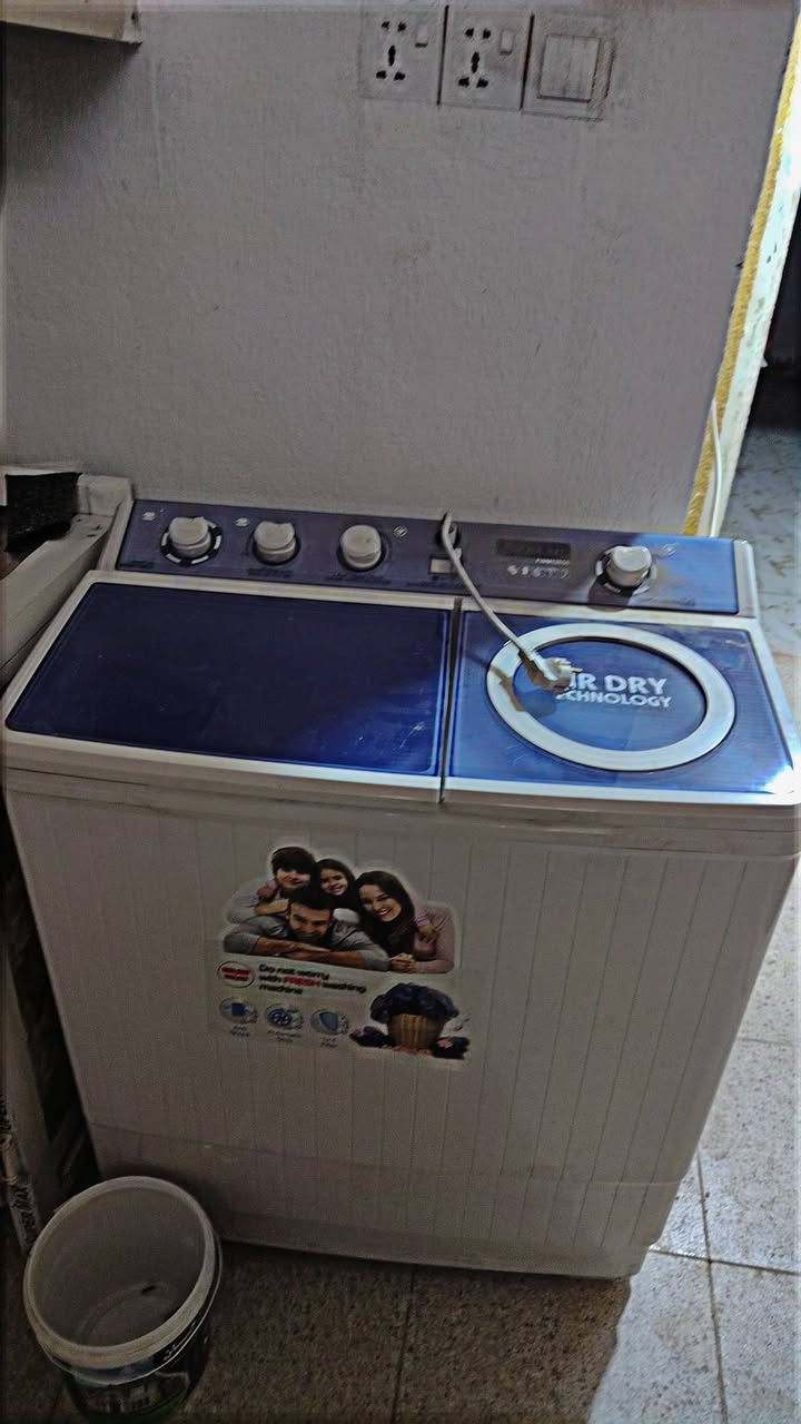 اغراض مال بيت كاملة
الحلة شارع ٦٠ شارع الحسينية
التواصل واتساب  ***********
