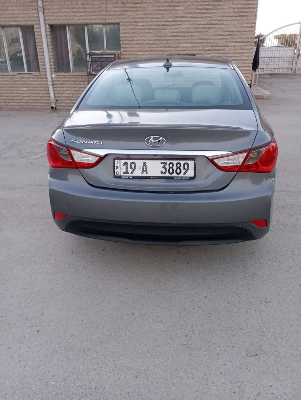 سلام عليكم 
سوناتا 2014
رقم كربلاء حادثه جاملغ وبنيد وباب الصدر 
امريكي السياره ماشيه 160
كير حداديه تبريد كله مكفول السياره باسمي 
مكاني بابل وسعره 105وبيه مجال 
للاتصال على الرقم ***********
