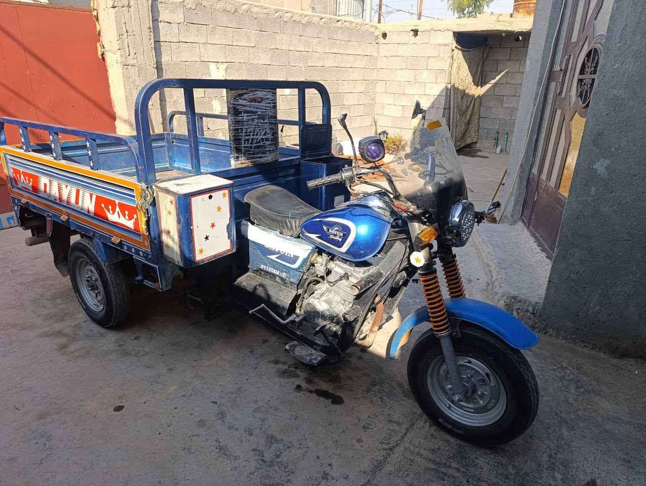 ستوته 2018 مكفوله كفاله عامه مكينه 23 رقم انكليزي واسط شتوته جاهزه  كهربائيات كلها شغاله  تخم تاير السعر مليون و900الف  شاصي مكفول ركبه مكفوله شغل واطلع *********** نقص بس باتري ضعيف
