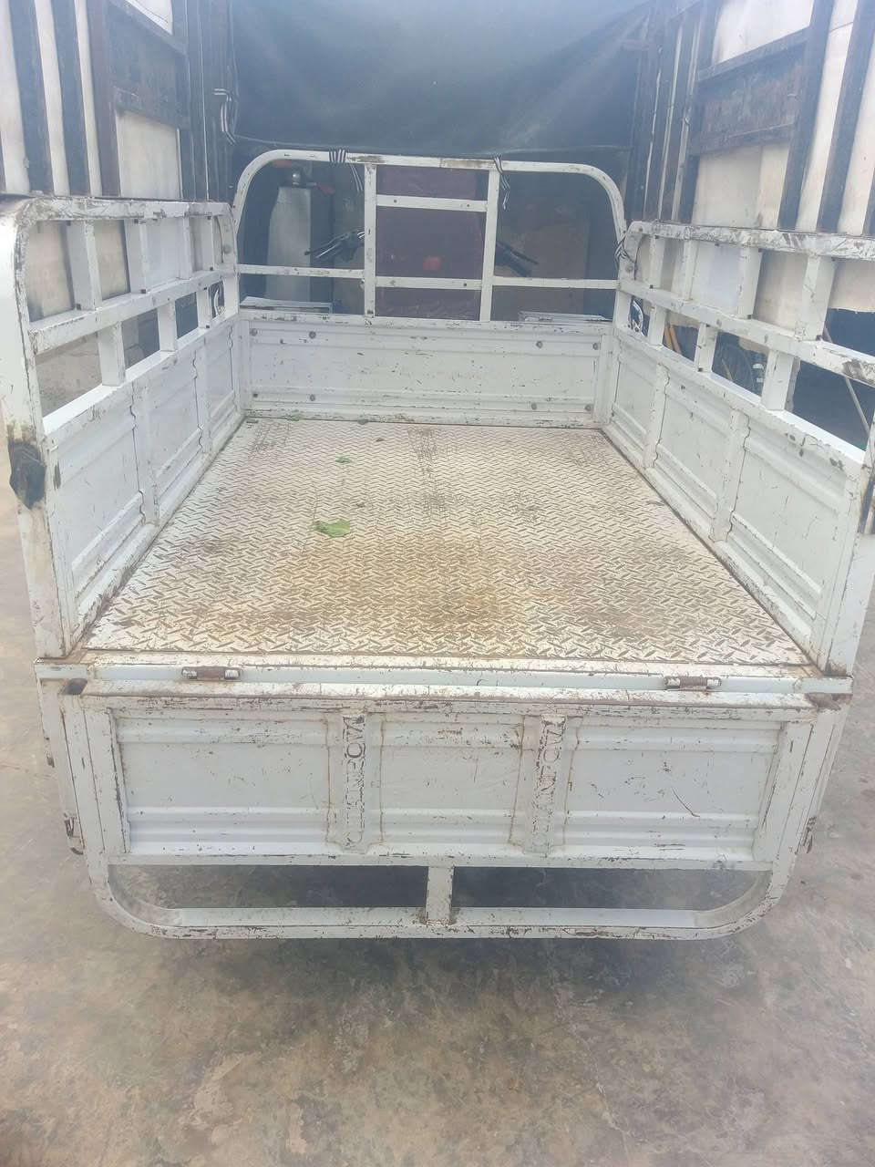 سلام عليكم ستوته للبيع موديل 19 تخم تاير جديد
من فيس موجود سعر مليون 300
منطقه حي العروبه 
رقم الموبيل ***********
