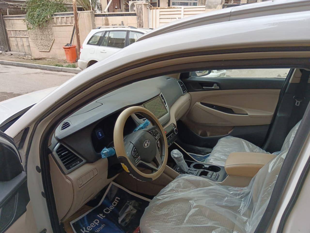 توكسان خليجي 2018 محرك دوش 2000 تبريد قطعتين ثلج أمامي وخلفي لدات أمامية بلوتوث حاكية الداخل قرميدي المرغوب صاجات مري شفط اشاير بالمري يدات نيكل شاشه كبيره كامره دواره ايكو تقليل صرف الوقود وعد بيها مواصفات بيها مكانات صبغ ابيع مصبوغه ماشيه 130 الرقم بغداد تحويل مباشر السعر 125 العنوان بغداد الدورة الصحة للاتصال *********** بغداد, العراق
