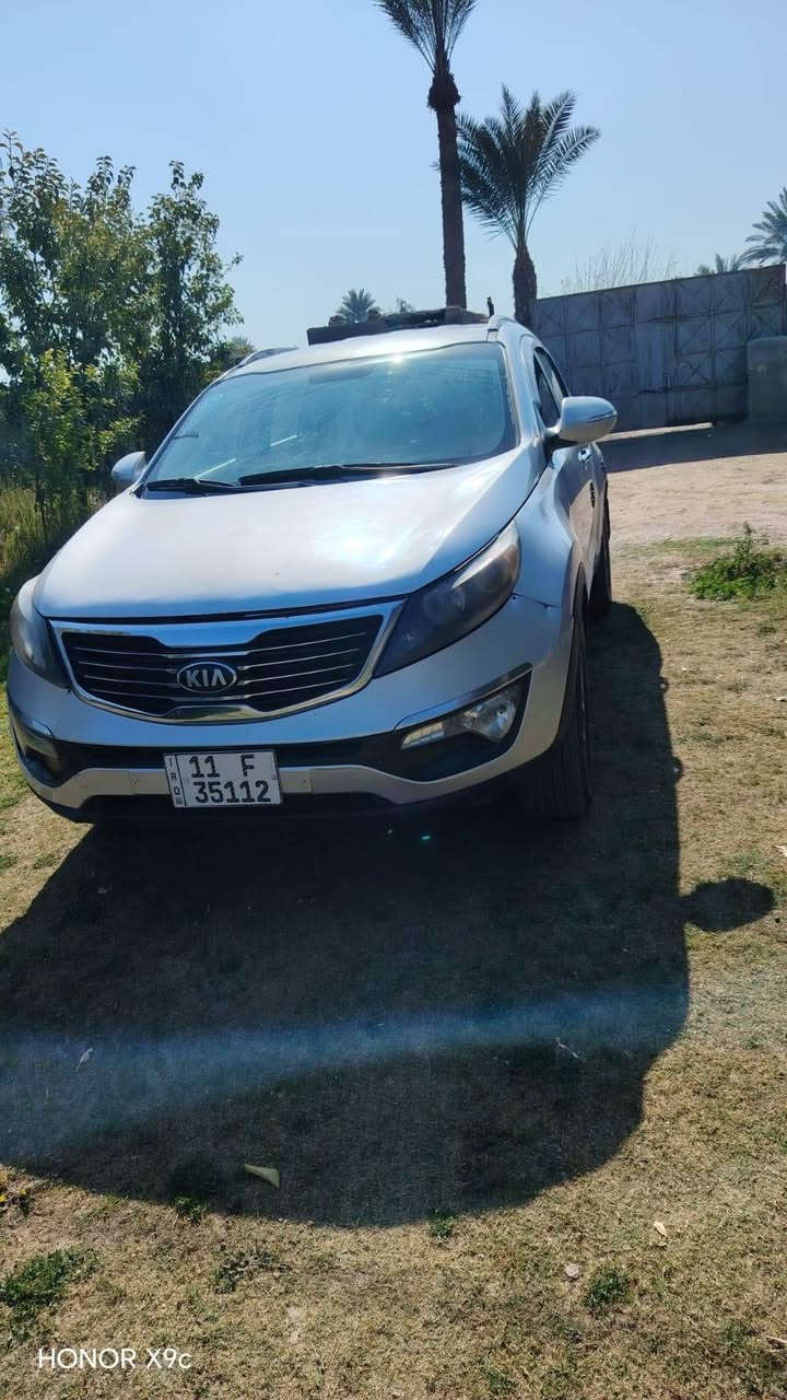 كيا اسبورتج أمريكي موديل 14نص مواصفات جاهزة ضرر جاملق وبنيد من امريكا وجاملق اكلير بدون دواخل حدادية مكينة وكير تبريد جاهزة بغداد انكليزي مطلوب مراوس بكوريس مكان ابو غريب *********** مراوس فقط سعر 140
