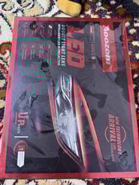 عدسات باجيرو بلاديات مستخدم شي قليل السعر 150    ألف الاتصال 078329906...