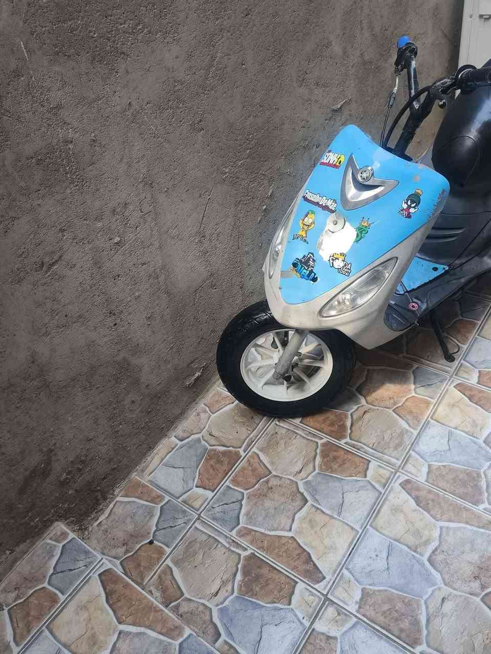 سلام عليكم دراجه ماكس قجمه محربهه يرادله بس سيبايه الدراجه ما مفتوحة ما مفتوحة جيب وياك 10مصلحين وتعال دراجه تخبل شلعه تاكل الكاع شلعه ومعدل ذابله كلجات رياضيه اصليه ب٥٥ ألف السعر ٥٥٠وبيه مجال قليل اكرر الدراجه ما مفتوحة***********
