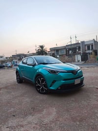 تويوتا C-HR • ٢٠١٨ • محرك 2000