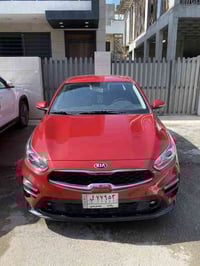 سيراتو موديل 2020 بغداد  فول مواصفات محرك ١٦٠٠   بصمة ٤ ابواب   حساسات...