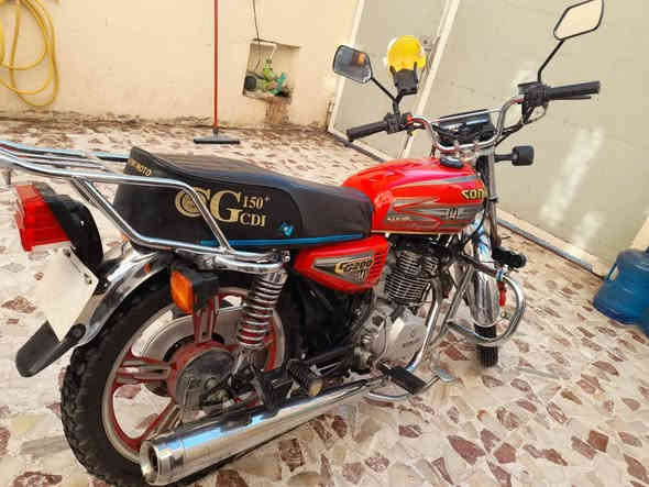 السلام عليكم دراجه سونك خمسه كير مديل 23 دراجه جاهزه كهربائية شغاله دراجه مرقمه دراجه مبدل بيه فقط نمر مال الكير و دراجه نضيفه تجي و شوف
ما متواجد على الفيس فقط 
وتساب ***********

سعره 950
