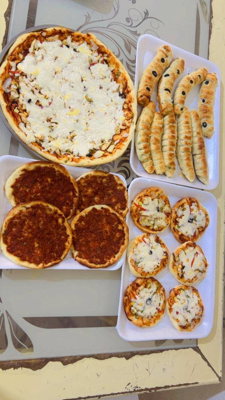 متوفر بيع مباشرشغل جديد مني بيتزا ولحمه بعجين وفطاير دجاج وفطاير جبن 🧀موجوده بيتزه عائليه 🍕لعشه


**إذا كنت صاحب هذا الإعلان وتريد حذفه لأي سبب، رجاءا أرسل رسالة إلى الدعم الفني**