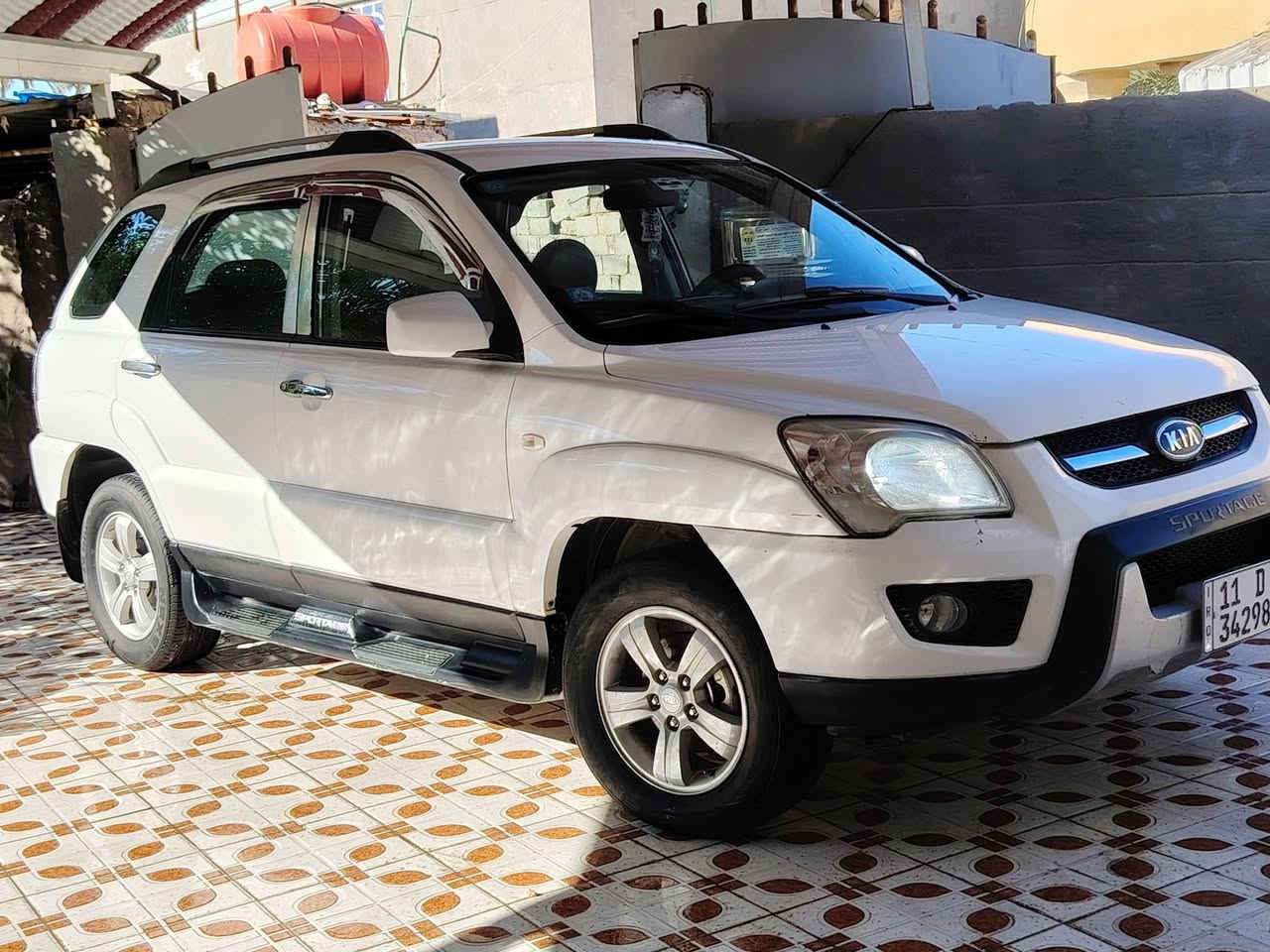 كيا سبورتج 2009مكفوله كفاله عامه لاصبغ لافتح لا بارد يعني مكفوله رقم بغداد بسمي مكاني حله سياره جاهزه مكينه كير حداديه شرط زيرو ابيعك شرط السونار ماشيه 103. سياره جديده حيل مال جناي  سعر 130بيه مجال بصيط رقم الهاتف ***********سياره مال جناي  سياره ستخدام شخصي من 2010
