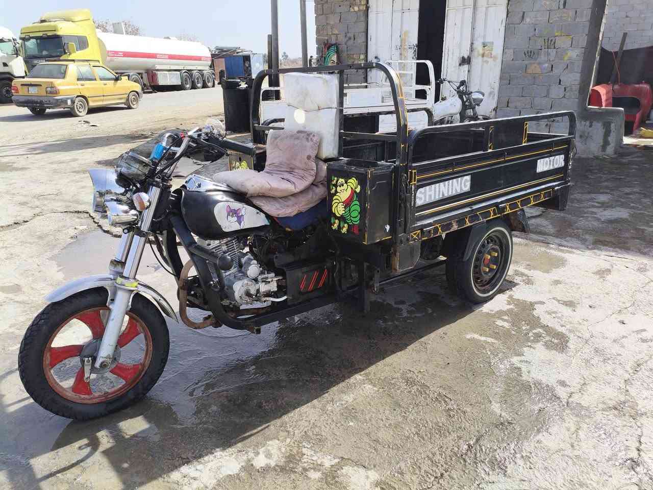 سلام عليكم ورحمة الله وبركاتة ستوته لبيع موديل 18 اوراق اصولي مكفوله من كلشي كهربايات كله شغاله مكينه 22 مكاني بل الحله هاذه الرقم *********** اتصل او بيك خير ودلل
