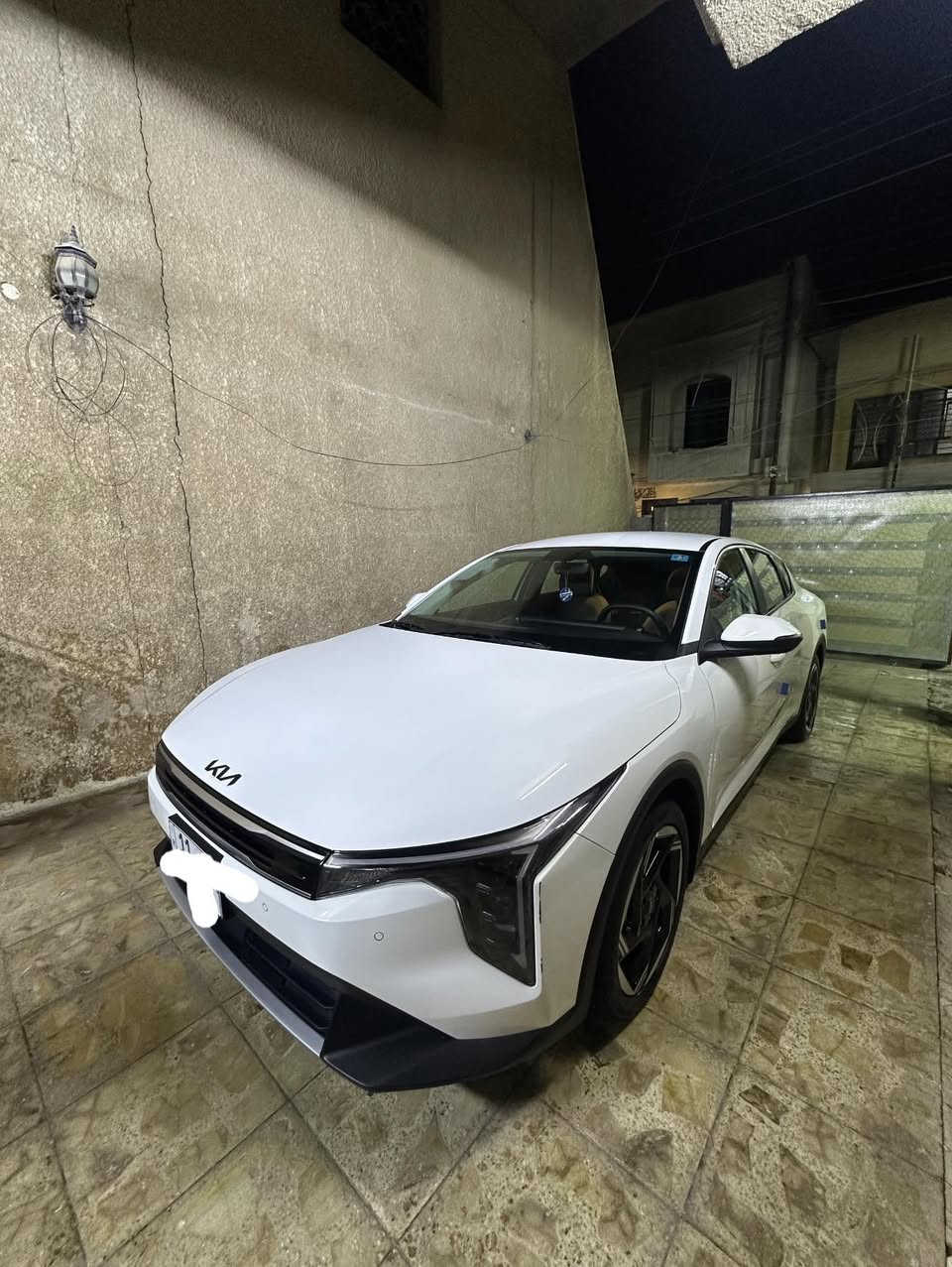 للبيع كي فور K4خليجيً
موديل ٢٥ 
السياره مكفوله كفاله عامه 
الشركه الدوليه  

ماشيه١٣ الف  

رقم بغداد بسمي تحويل ثاني يوم 

مكان السياره بغداد  

السعر١٨٧ وبيه مجال

‭***********‬
