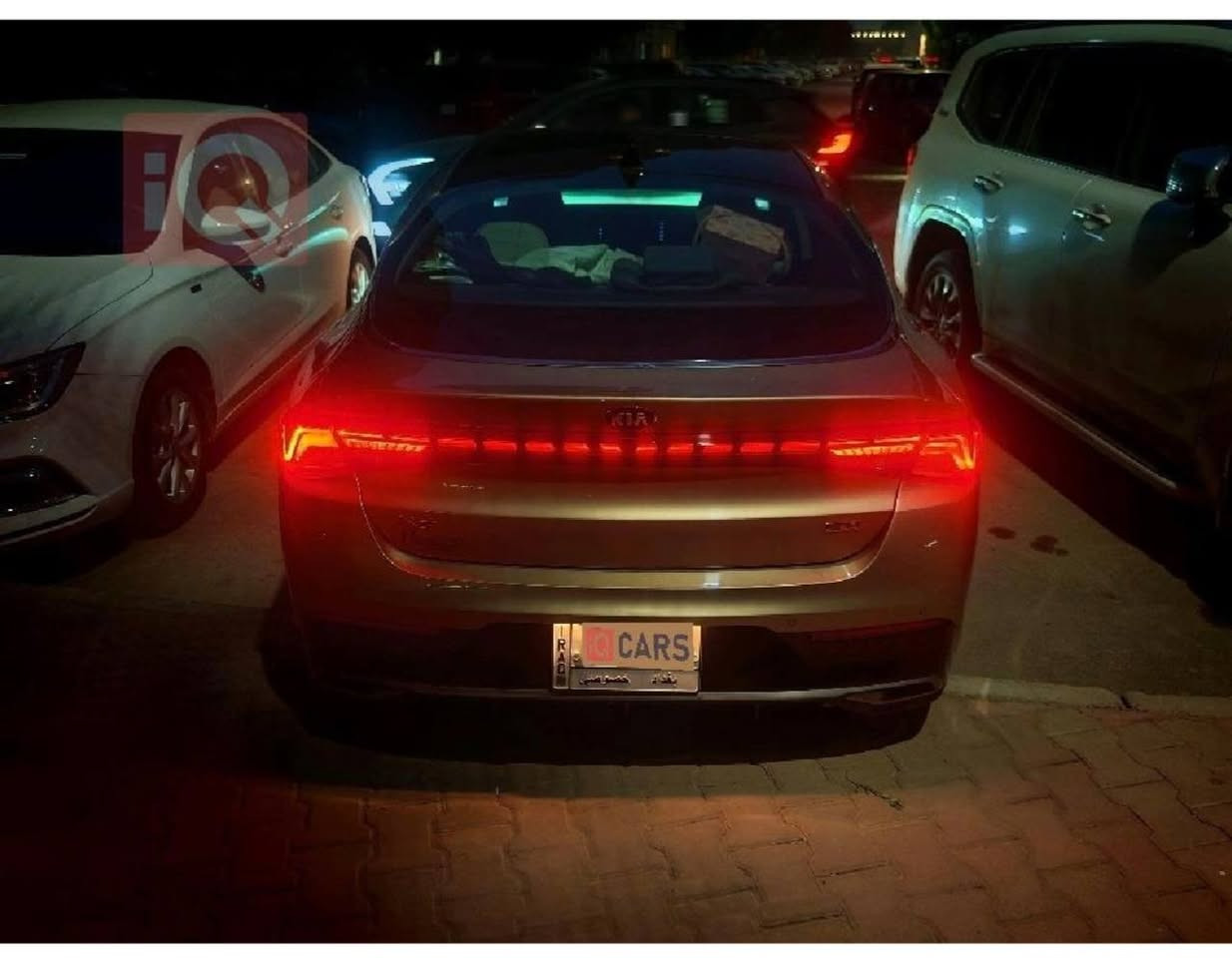 K5 2021 EX 1.6T
السلام عليكم

بانوراما 
شاشه كبيره (كار بلي ..اندرويد اوتو)
داخل صاج فقط يجي فئة EX
شحن لاسلكي 
هاند بريك بصمه 
اوتو هولد 
حساس خلفي
كاميره خلفية
كشن جلد 
كشن خزن
كشن حار بارد
رادارات (امامي ... خلفي... جانبي)
قياده شبه ذاتيه
درايف مود (4وضعيات قيادة)
سماعات Bose 
صندوق ذكي 
دخول ذكي وعلامه ترحيب بالشاشات 
لايت وبك لايت بلادي Led 
حادثه فقط باب السائق ومبدل الباب ومصبوغ وبيها طخة بسيطة باب الصدر كما موضح بالصور 
ماشية 75Km
مكان السيارة حي الجامعة 

السعر 25 مليون
***********
