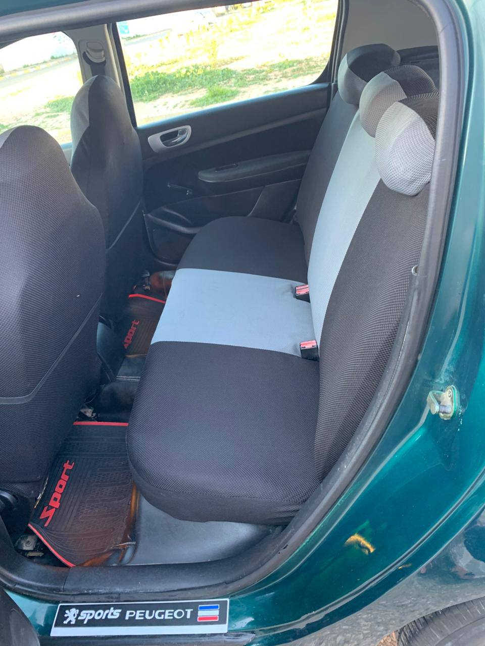 *********** / *********** للبيع بيجو فرنسي موديل 2005 سنوية مشروع وطني جديد بسمنا شرط التحويل لحد 2031 هزة جديدة يعني بدون نقص بيها دفترا بانزين كلير عام جمالية سبب الجلح فقط شرط الفحص اي ضربة ما بيها سعرها 55 بيها مجال بسيط مكان السيارة كركوك 
* كير محرك بشرط لوك 
* تبريد ثلج تدفتى شغال 
* كهربائيات كيجات كله شغال 
* صدر كامل جديد على أيدي 
* تخم تايرات جديد
* تخم ويل كروم جديد 
* بطارية جديدة 
* قفل مركزي سنتر لوك بلادي 
* جام امامي جديد 
* شاشة تاب اصلي مع كاميرا دوارة
* كاعية جلد سهلة التنظيف 
* غرفة نظيفة مواضح بصور 
السيارة كلش كلش ناعمة و الحمد لله بدون نقص جاهزة على اخر حبة كركوك, العراق
