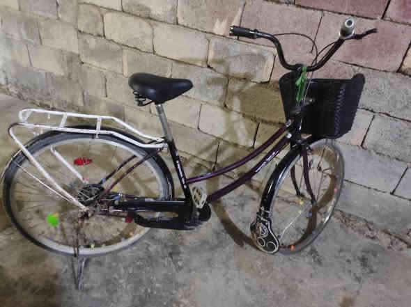 سلام عليكم بايسكلات 2 واحد جاهز والثاني بي نقص زنجيل وصجم مال بايدر سعرهن 65 الف مكاني بعقوبه قرب المرور للستفسار ***********
