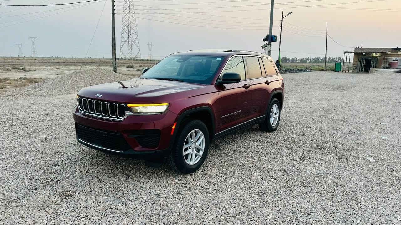 السلام عليكم
جيب مديل 2024 
حادث غرق نسبه الغرق 5% 
البدي كفاله مكينه كير كفاله 
فول مواصفات 
فتحه 
شاشه 
كامره 
نحكمات ستيرن 
فور ويل 
وباقي مواصفات 
ماشيه 17 الف
رقمي للاستفسار ***********
