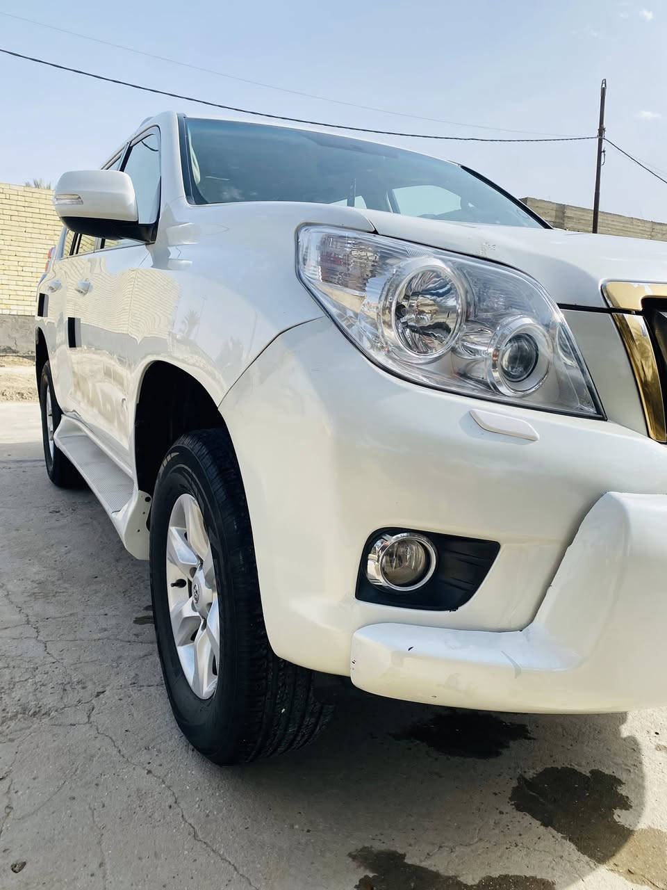 شباب
للبيع او مراوس بسورنتو 4سلندر موديل 16وفوك
برادو TXL
موديل 2013 
رقم بغداد الدولي تحويل مباشر
7راكب 
تبريد 3قطع 
تايرات جديده 
مكينه كير كفاله 
السياره بيه قطعه صبغ فقط  والباقي كفاله 
من الشخط والبارد 
السياره نظيفه وجديده 
مبولشه وجاهزه 
مكان السياره بابل 
السعر 265 وبيه مجال للطيبين 
***********
