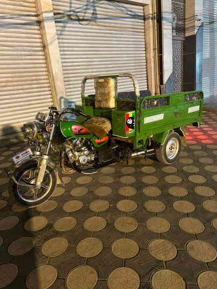 السلام عليكم ستوته موديل 23 اوراق اصوليه تخم تاير محرك جديد والباقي واضح مثل مابل  صوره موبايل ***********  *********** بغداد كم ساره
