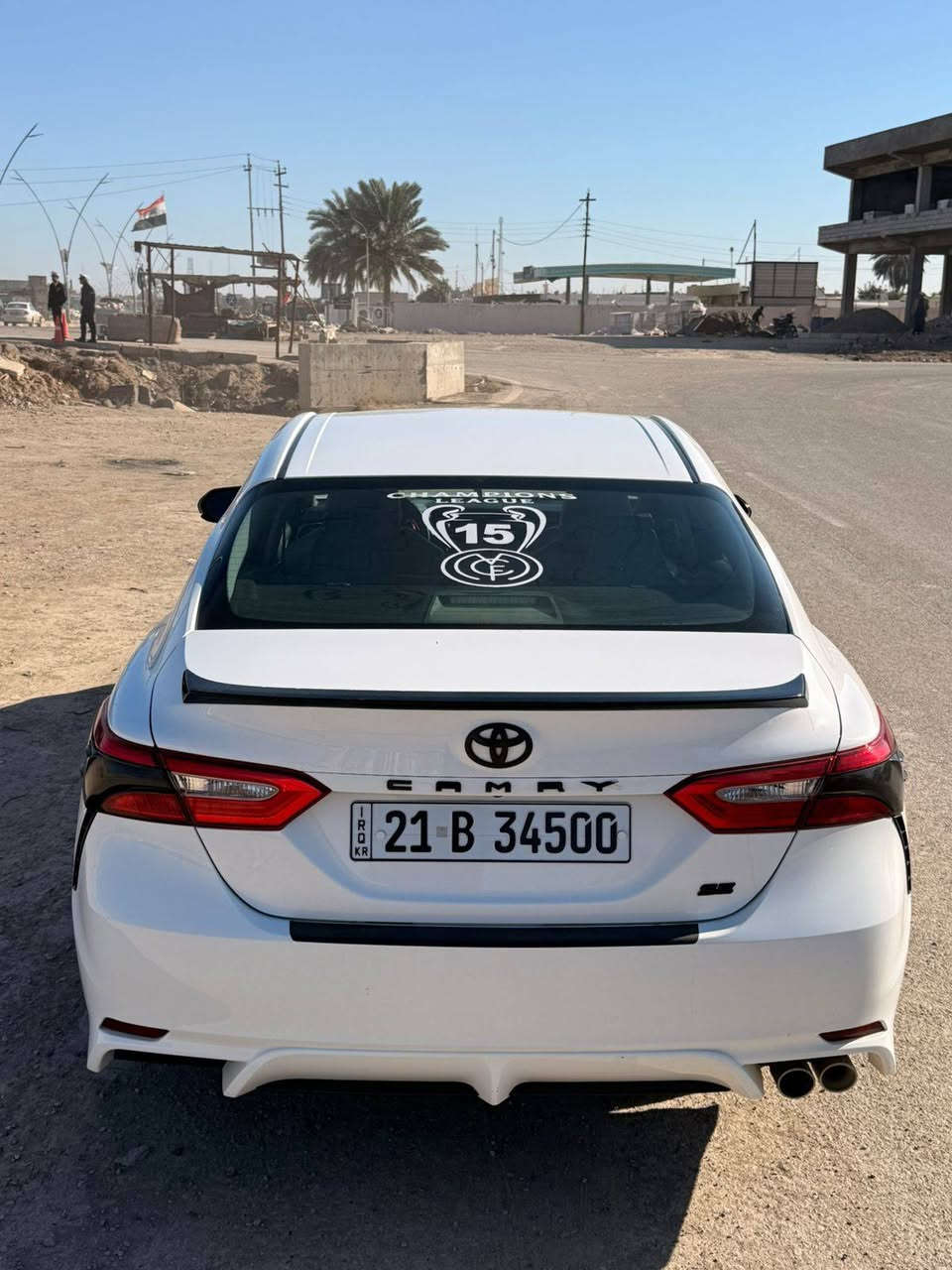 سلام وعليكم 
للبيع كامري موديل 2018 رقم شمالي 
سياره كلش جديد مواصفات SE
معروفه موصفات تخم تاير صدر سياره مكفوله كفاله عامه ماعد قطعه واحد بدون داخل بدون رباك سياه جديد ماشي 66 ميل حقيقي شرط على فحص 
بسمنه تحويل مباشر وايضاء سونار داخل منشور وصور ضرر هم 
سعر 210وبيه مجال ولسوك كلشي بيه 
مكان سيار ديالى كنعان 
رجاء الي موشراي الا يكسر بحلال عالم 
***********
