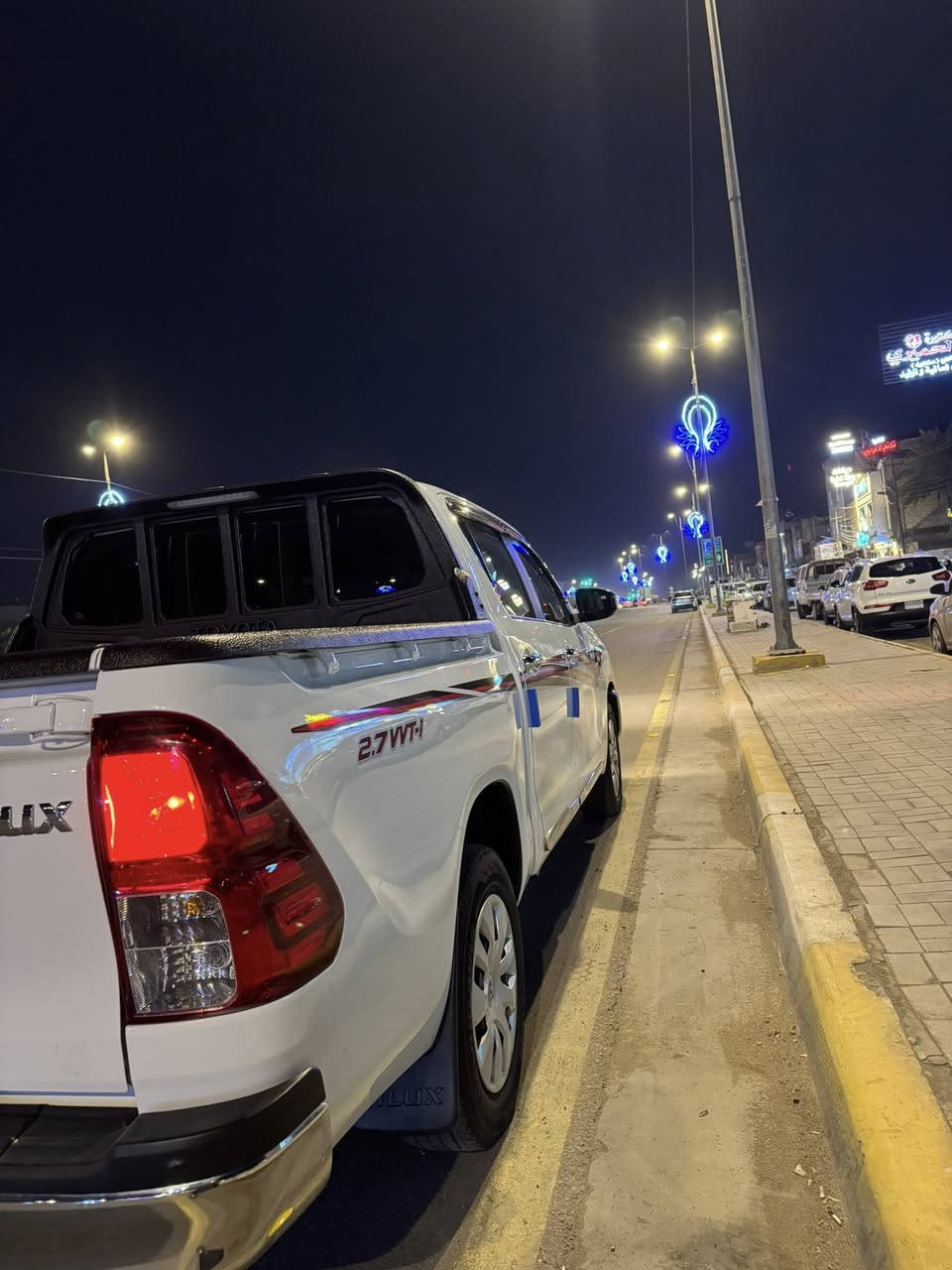 السلام عليكم
هايلوكس 2025 أربيل بسم شركة 
كير عادي ماشيه 25 كفاله عامه 
مكاني كربلاء للتواصل ***********
