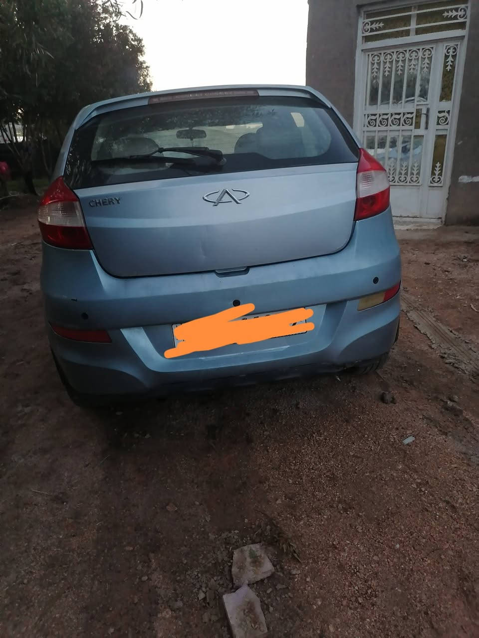 السلام عليكم فلاوين ٢٠١١ رقم دولي سنويه ٢٠٢٨ مالكه بديوانيه شرط المداور مكينه وكهربائيات وحداديه وتخم تاير وتبريد السياره. لايت زنون شاشه      جاهزه ٣٠ وبيه مجال للطيبين *********** الديوانيه الحمزه الشرقي
