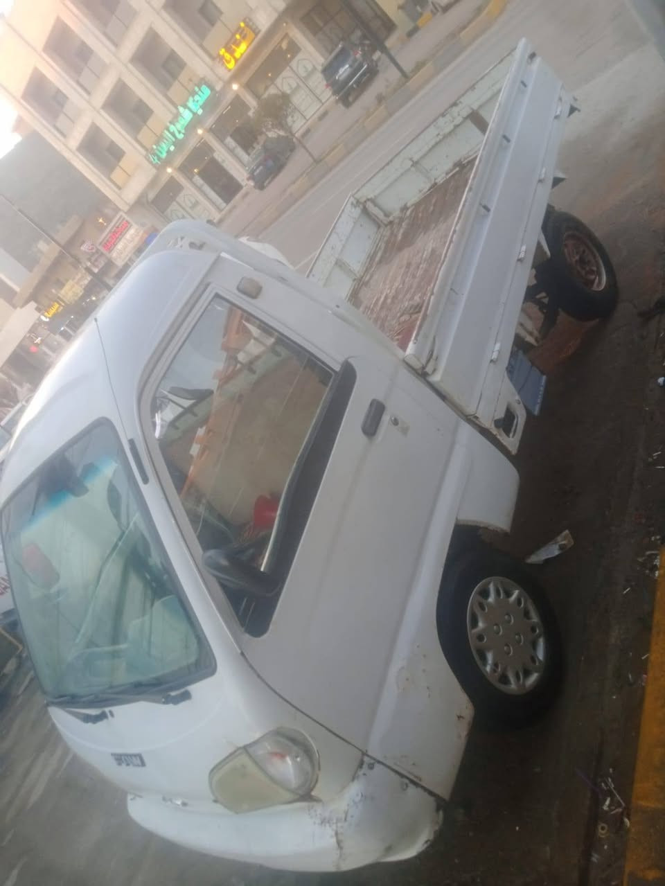 السلام وعليكم للبيع فاو موديل 2006 ما ناقصه شي اوراق كامله  كير ومحرك شرط شاصي شرط لا خياس ولا لحيم تخم تاير جديد كهربايات كله شغاله السعر 17 وبيها مجال
اتصل وتدلل ***********
