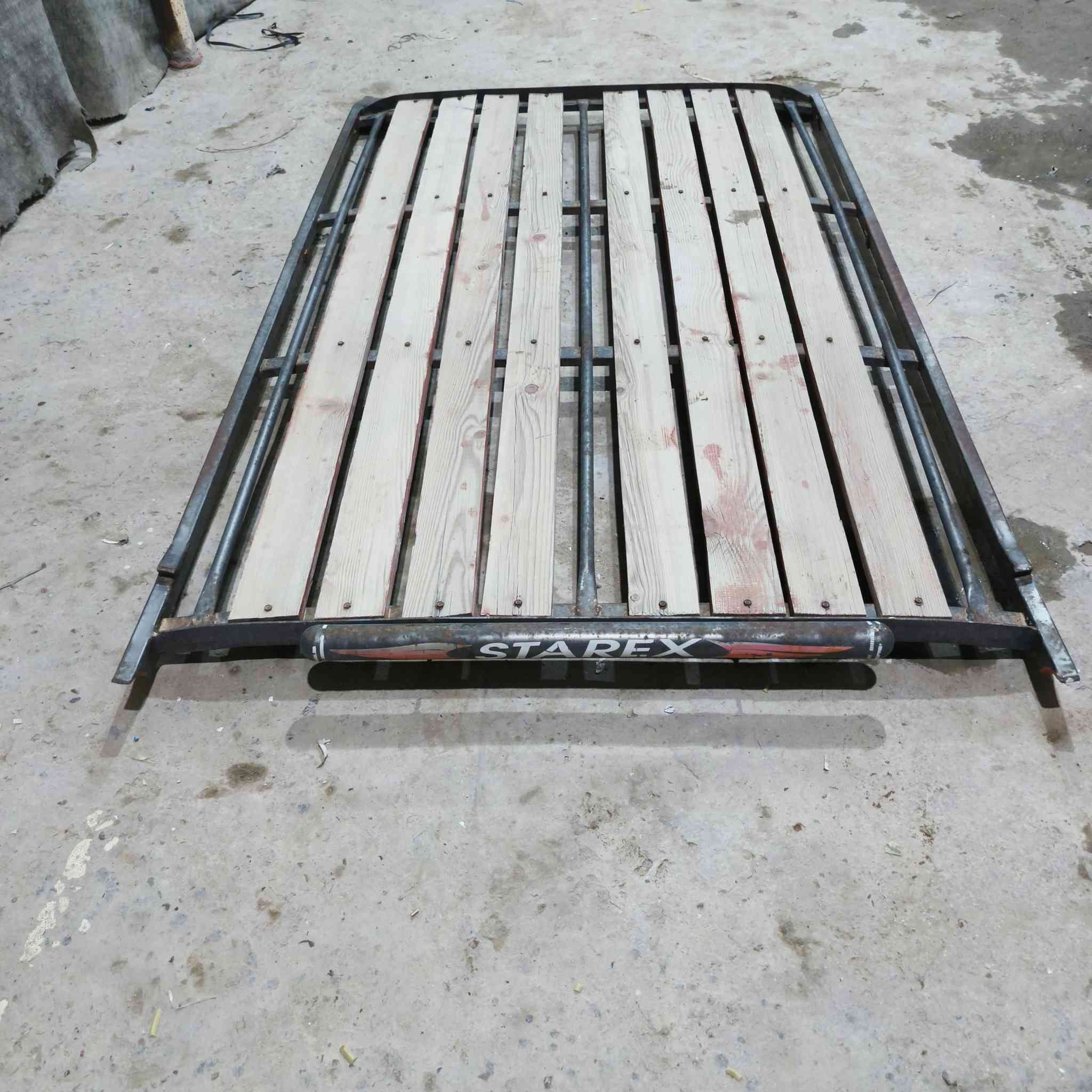 سلام عليكم سله ستاركس للبيع مكان نجف عباسية السعر 125للتصال***********
