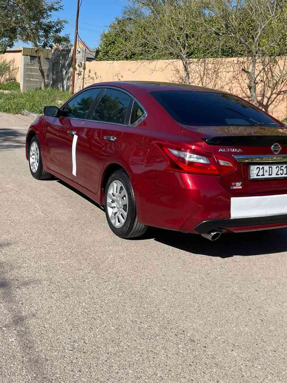 للبيع التيما 

السعر 106 وبيها مجال بسيط 

***********

موديل 2016 

الون ماروني 

بصمه تشغيل 

بصمة بيبان 

بصمة صندوق 

تحكم ستيرن 

تثبيت سرعه 

كاميرا خلفي  

تايرات جديد 

كير محرك بشرط 

صدر امامي خلفي جديد
 

تبريد ثلج تدفئة شغال 

سنويه رقم جديد لحد 2029

تحويل وكاله ثاني يوم 

جاملغ بونيد كلير وقطعتين امريكا   السونار بلمنشور ورقم شاصي 

1N4AL3AP2GN354890

 مكان السياره ديالى خانقين خناقين, ديالى
