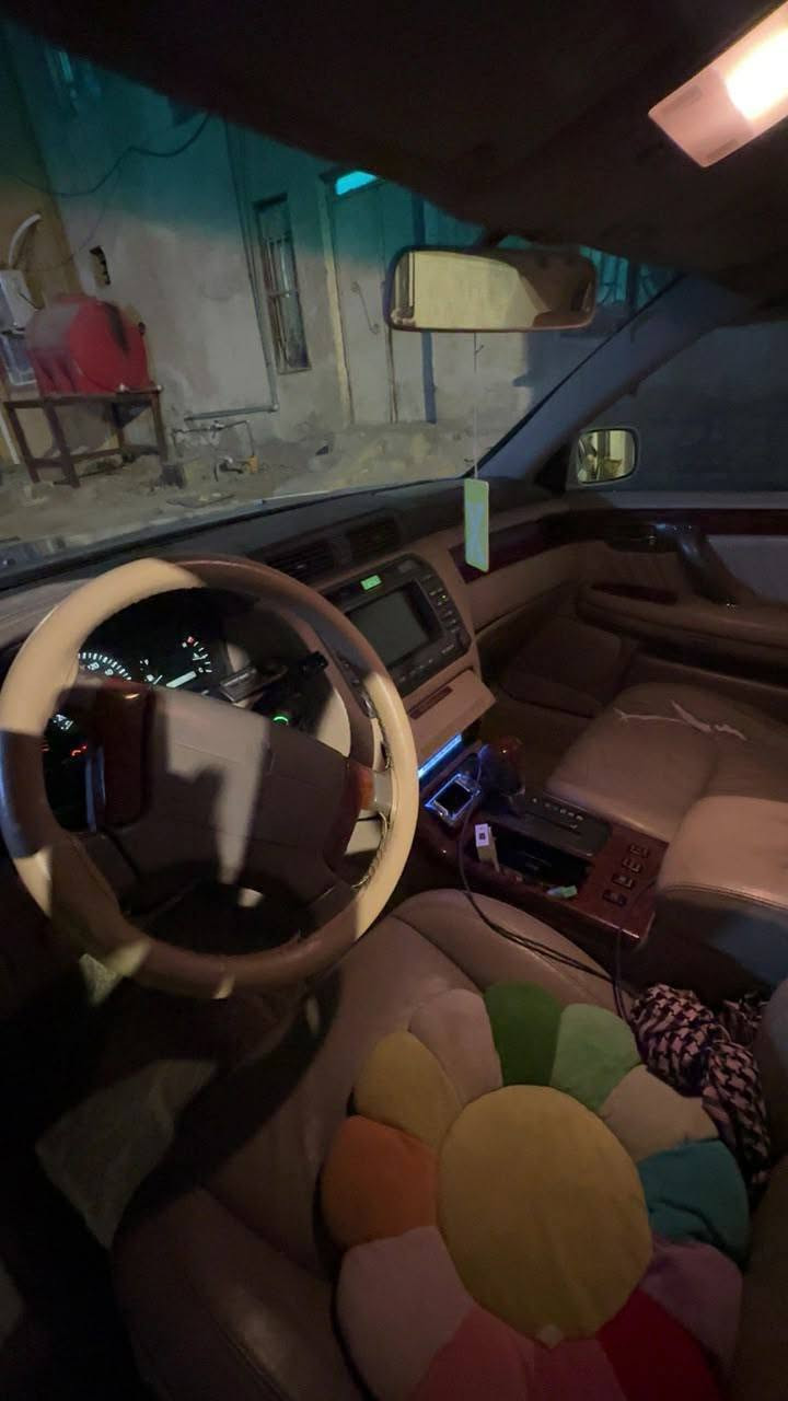 جنون للبيع اربع دكم عاديه
عليها كمرك بصره 
دخول جديد 
العنوان الجمهوريه 
للاتصال بهذا الرقم 
مكلف بلنشر 
***********
