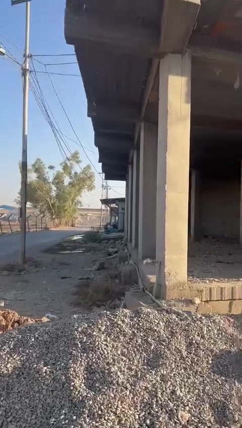 هيكل للبيع ١٢٥متر طابقين موقع كلش حلو ثاني فرع من جسر المعارض بصف الركن بناء درجة أولى مي كهرباء متوفر شارع ٢٠متر تفاصيل أكثر ***********
