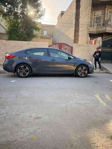 فورتي 2016 رقم اربيل
الحادث / باب الصدر + جاملغ تبديل قطع اصلية نفس اللون 
السيارة جديدة مابيها نقص 
السعر 115 $ 
مكاني الشعب 
***********
