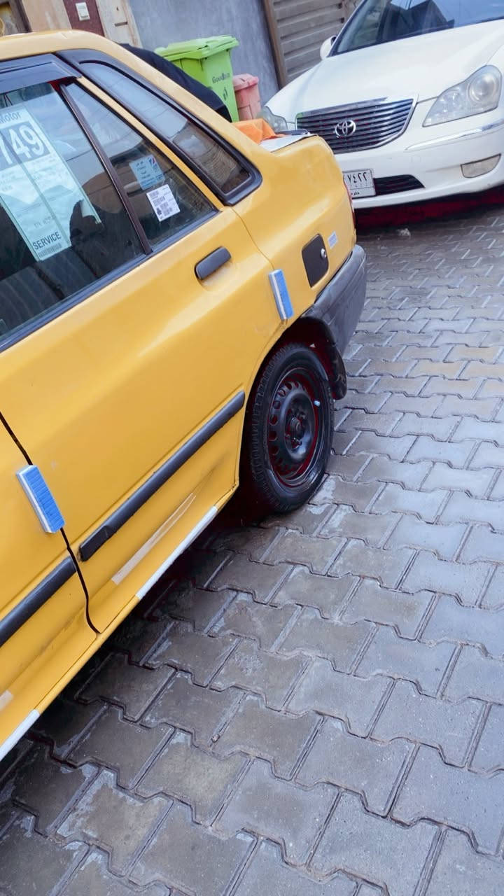 السلام عليكم
عندي سايبا مديل 12 

سياره صدر جديد 

دوشمه جديد 

كشره كلش حلو

مابيه اي نقص السياره 

بيه خيط تبخير كه بدايه 

الاسعر ٢٩ بيه مجال 

بسمي ثاني يوم تحويل 

ما عليه لا غرامه لا هيئه 

عنواني بغداد الشارجيه 

***********
