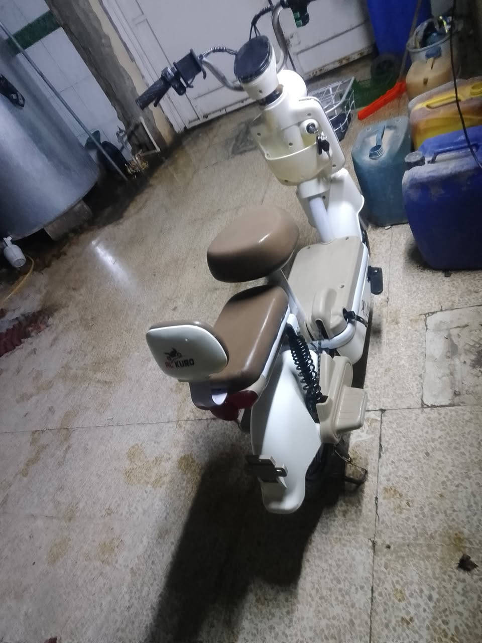 ماطور شحن للبيع  جاهز من كل شي مع الشاحنه   م.     ***********
حجم 14 السعر 250 بيه مجال
