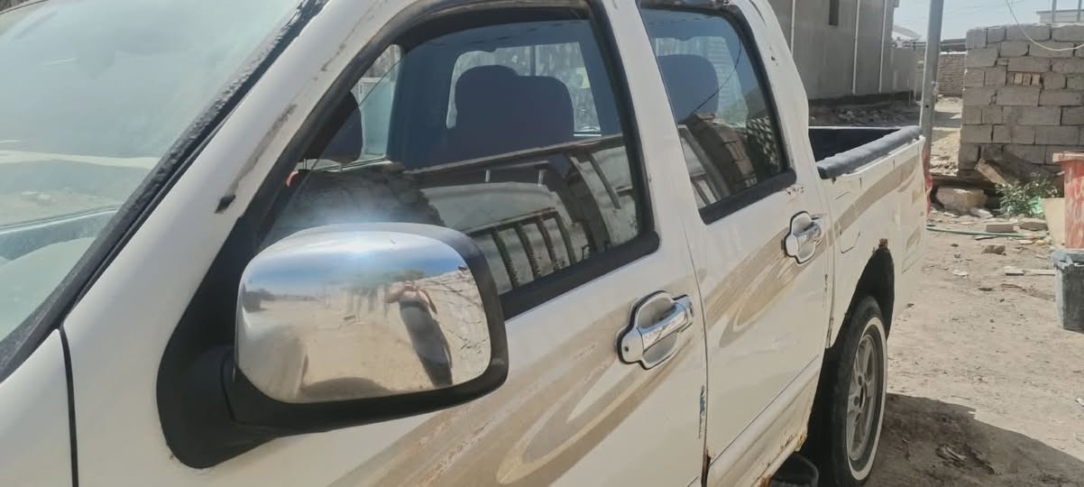 كريت ويل مديل ١٣قادسيه سنويه ساقطه سياره بلادي بس بيها خياس واضح بصوره اذا مراوس بتكسي ارواس *********** عنوان ديوانيه
