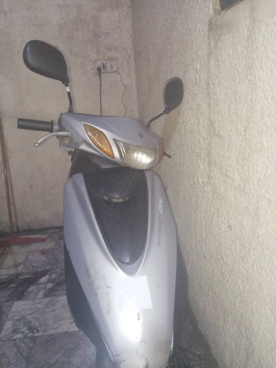 السلام عليكم دراجة بريز لايت فوك شغالة نقص ضفيرة والدراجة بيها خيط تبخير للبيع سعر 350 قفل رقم *********** وبيه واتساب مكان بغداد
