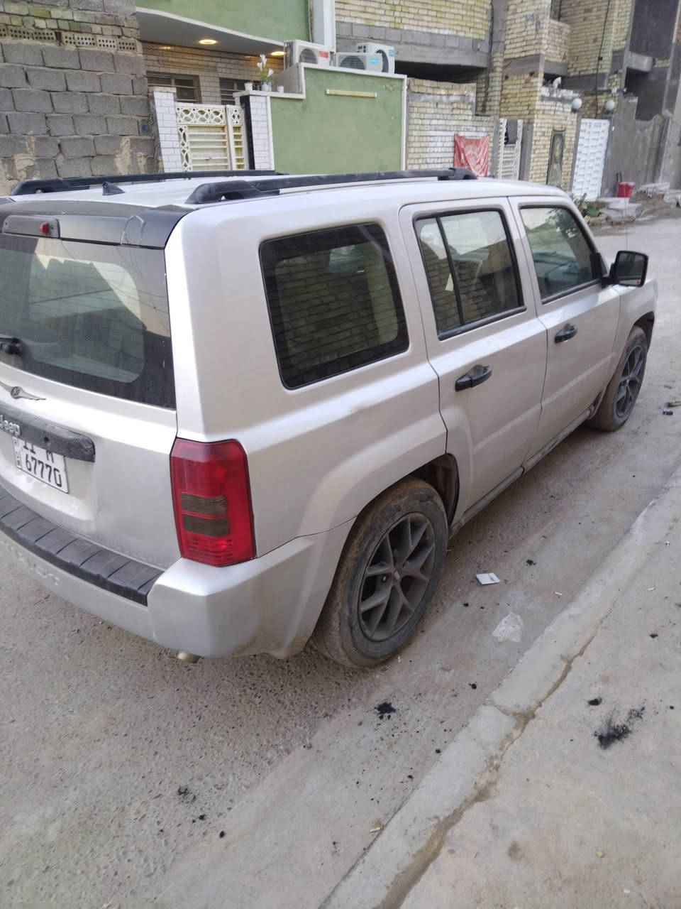 جيب باتريوت موديل ٢٠٠٨ رقم بغداد بأسمي محرك ٢٤٠٠ مصبوغة عام وبيها معجون بكصة القمارة حداية تعبانة وتايرات تعبانه تبريد شغال كير محرك خير من الله السعر 55 للإستفسار *********** العنوان بغداد
