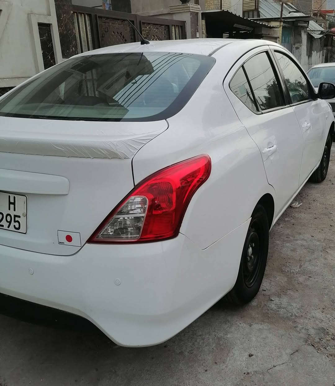 سلام عليكم
نيسان سني موديل 20
رقم بغداد بليتة زركة
ماشية ٧٥ بيها قطعة صبغ جاملغ خلف السأق
كير مكينة صدر تبريد كفالة
تايرات جدد السيارة متعوب عليها
ما تذب عليها ربع دينار شغل وطلع وين ما يعجبك
مكاني بغداد حي العامل
***********
معروضة ب 105 وبيها مجال بسيط
