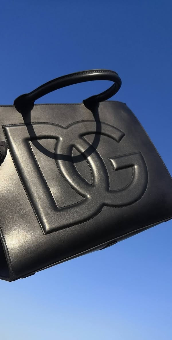 حبايبي كل قطعه عله ٨ الف كوالتي عالي
الاسعار ثابته بدون احراج


**إذا كنت صاحب هذا الإعلان وتريد حذفه لأي سبب، رجاءا أرسل رسالة إلى الدعم الفني**