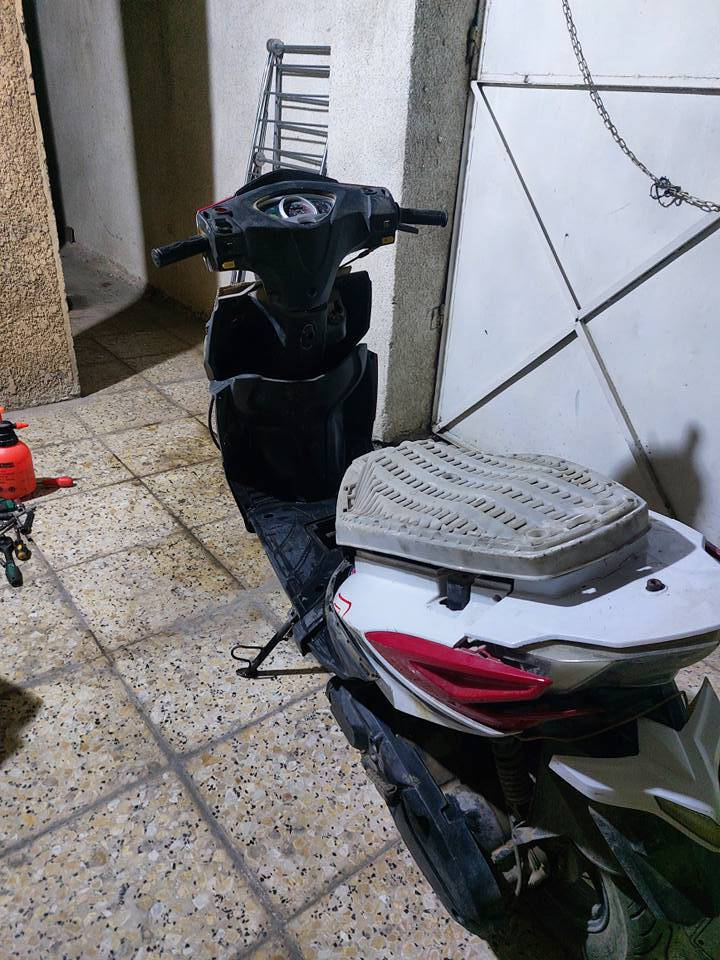 دراجه سكنس صيني شغالة مجفته قبل كم يوم و كلجات جديدة سرعة ١٢٠ ولفات جديدات و سوادات زينه لاكن ينرادلها ترتيب ابيع كوم حديد السعر 175 و المكان بغداد الدورة و يرحم والديك لا تكسر بالسعر سعر التجفيت كلفني 90 الف و ولفات ويا الكراين كلفني 15 الف و الكلجات ب50 يعني حاسبلك الباقيات ب10 الاف دينار و كابريتر نضيف المكان بغداد الدورة بغداد, العراق


**إذا كنت صاحب هذا الإعلان وتريد حذفه لأي سبب، رجاءا أرسل رسالة إلى الدعم الفني**