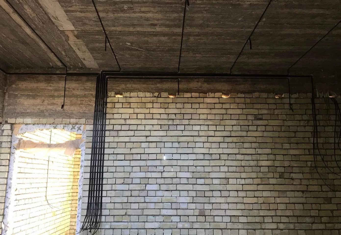 علي الكهربائي
للتواصل *********** أو *********** 
للتأسيسات الكهربائية السيمنز والبوري والصيانة الكهربائية وإعداد البوردات والسيركتات الكهربائية وصيانتها 
سعر تأسيس جديد سيمنز نقطة 3000 الاف 
سعر تأسيس جديد البوري نقطة 6000 الاف 
والصيانة بأنسب الاسعار
