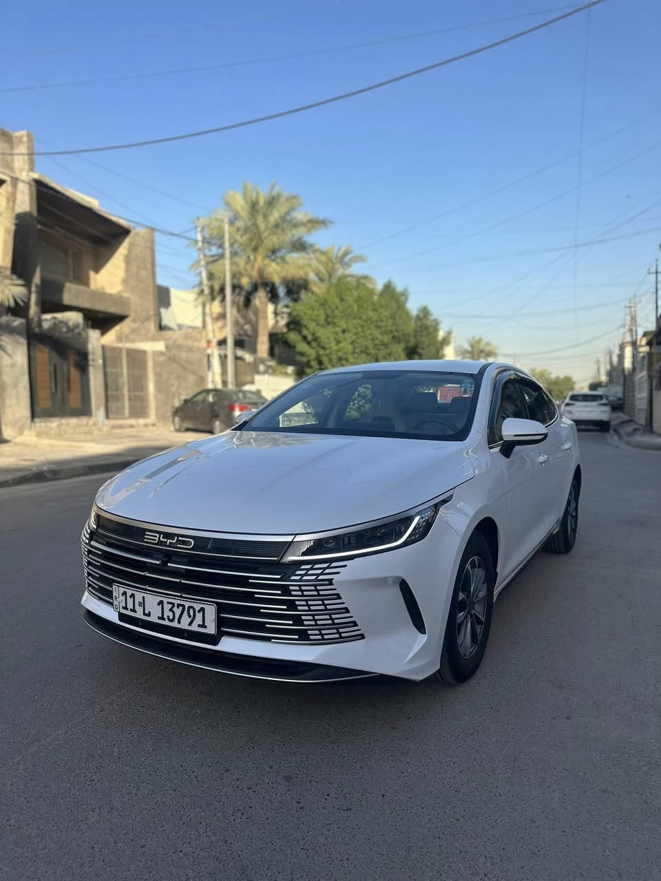 السلام عليكم 
BYD دستروير
2025
ماشيه 6 تلاف
HEV 3000
بصمه 
جلد 
داخل ابيض
كير ماوس
شاشه قلاب
بكلايت لد
لد نهاري
اشاره لكزز
تشغيل عن بعد
وبعد بيها موصفات هواي
 بيها رصعه بسيطه وسحبتهاBDR ⚠️
رقم بغداد وبسمي 
السعر 19.400 وبيها مجال كلش بسيط
***********
