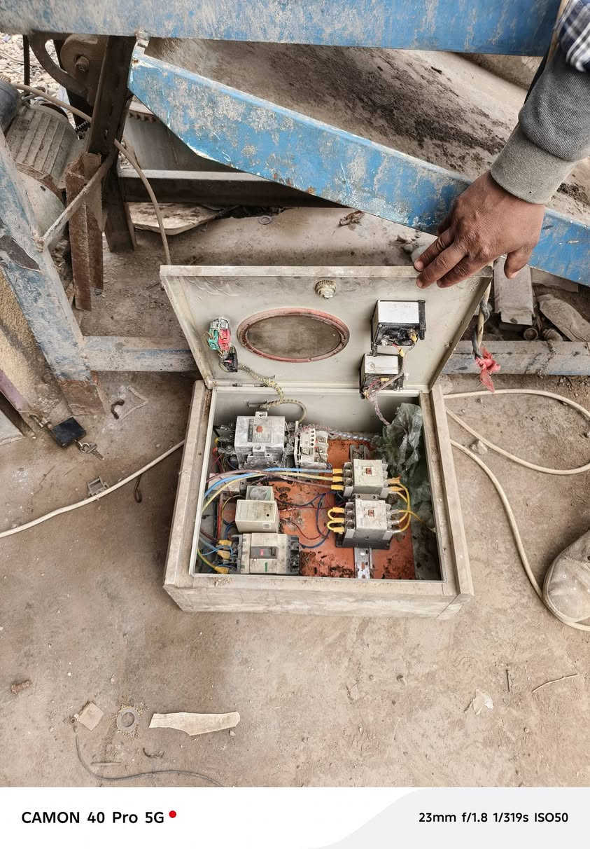 بسم الله توكلت على الله
تورنه البيع صناعه نكليزي طولها متروربع وطاحونه شغاله 30حصان الفره3000اول ماينطلق يشتغل الفره1500وينطلق3000وهزازالطاحونه سعر8مليون وربع250الستفسارعل رقام مكلف بنشر‏‪***********‬‏//***********
