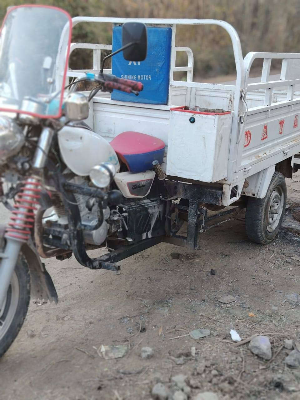 سلام عليكم ستوته جمره البيع خير من الله نضيفه مانقصه ايي شيي الاستفسار ع اتصال رقم واني بل خدمه.  ***********
