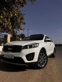 سورنتو 2018 خليجي مكفولة من الضربة والصبغ والتبديل فقط 3 مكانات بارد ك...