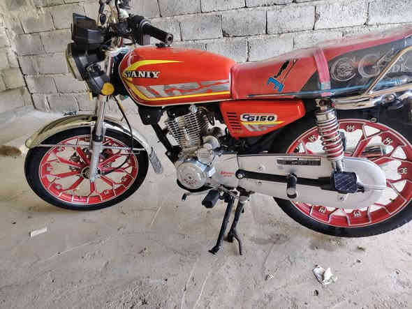 سالسلام عليكم
سيفان 24

باب اول وزن ثقيل

منفيس موجود سويجات2 تشقيل عن بعد 

محرك شرط ما مفتوح ناشط فول نزانه فول 

كهربائيات كلها شغالة وضع شركه 

مكان القيارة ‏‪***********‬‏ مطور جديد زيرو
