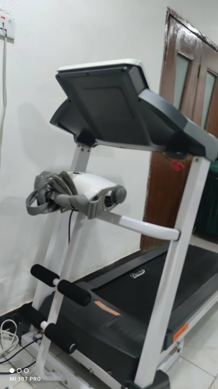 السلام عليكم جهاز جري نظام جبلي معروف جداً الجهاز نضيف مستخدم قليل نظام هزاز وجبلي السعر 350 العنوان
شهداء سيف سعد للاستفسار التواصل خاص


**إذا كنت صاحب هذا الإعلان وتريد حذفه لأي سبب، رجاءا أرسل رسالة إلى الدعم الفني**