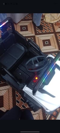 للبيع • مركبة • بدون تفاصيل